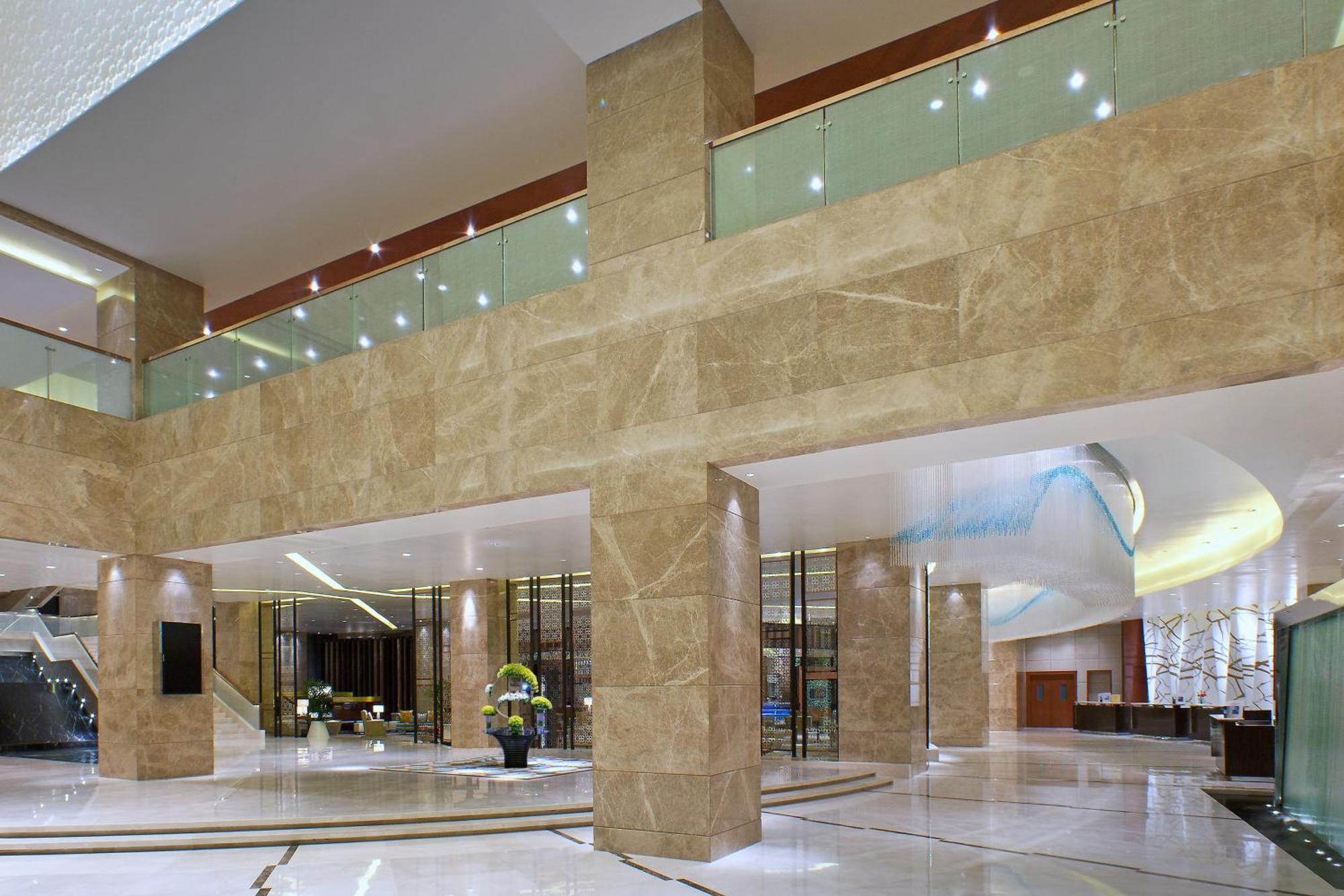 Sheraton Grand Bangalore Hotel At Brigade Gateway Exterior foto