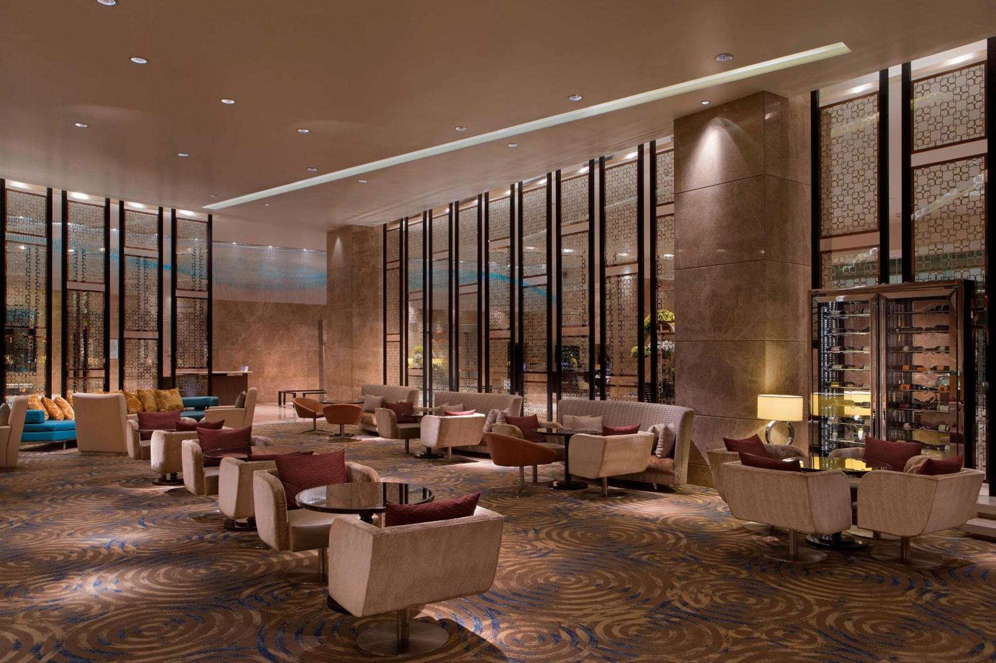 Sheraton Grand Bangalore Hotel At Brigade Gateway Exterior foto